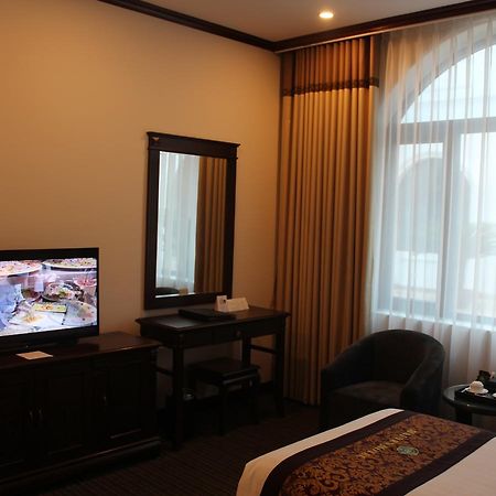 Hai Yen Luxury Hotel Cam Pha Eksteriør bilde