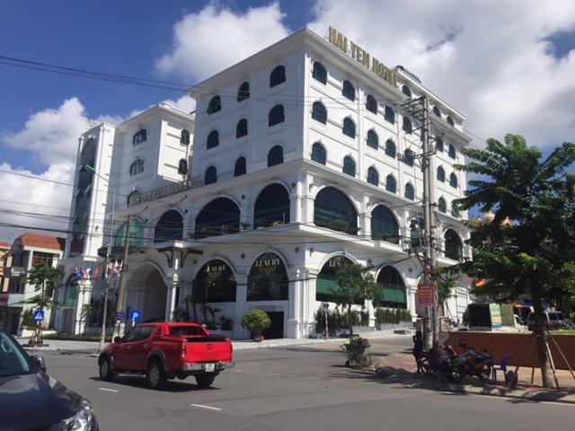Hai Yen Luxury Hotel Cam Pha Eksteriør bilde